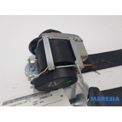 Peugeot - 208 - Front seatbelt, left