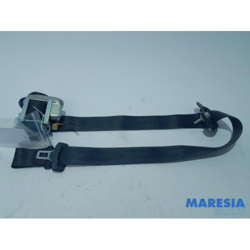 Peugeot - 208 - Front seatbelt, left