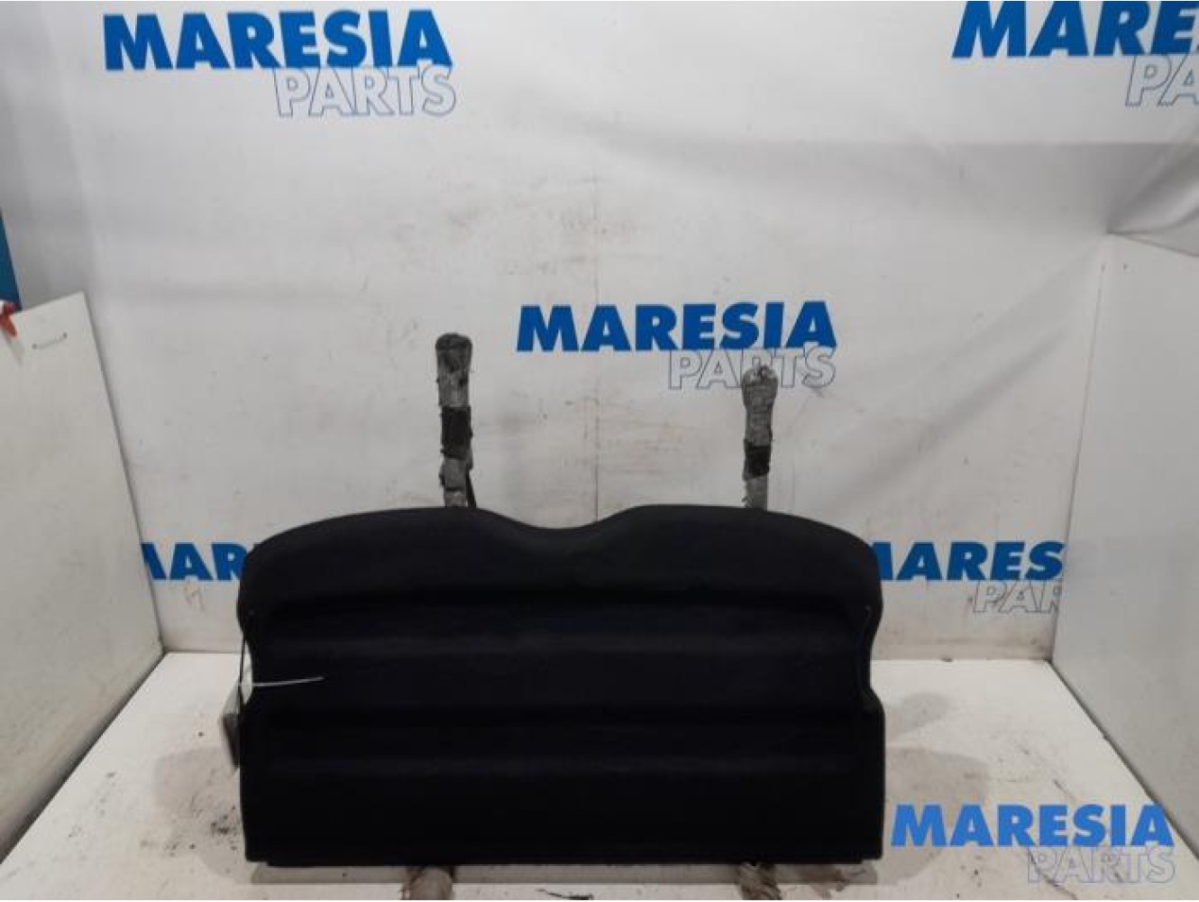 Citroen - C4 - Parcel shelf