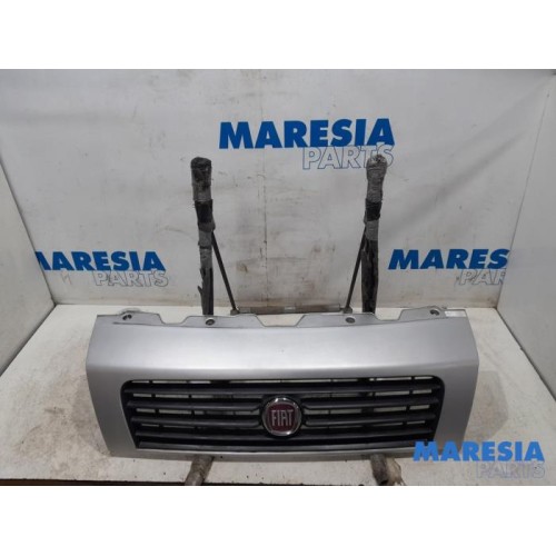 Fiat - Ducato - Grill