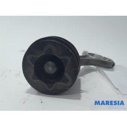 Citroen - C5 - Connecting rod