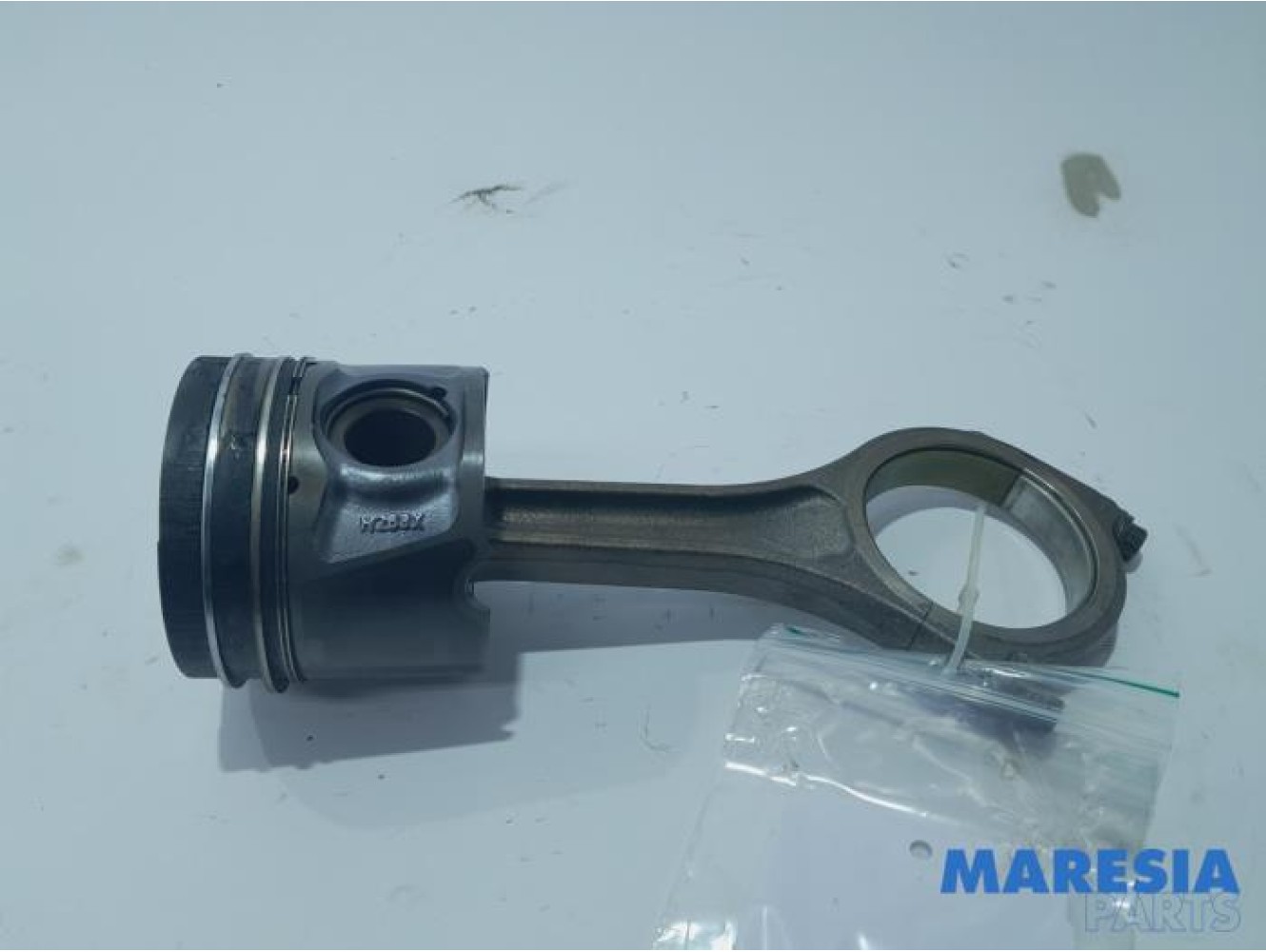 Citroen - C5 - Connecting rod