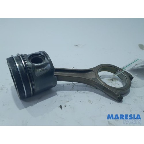 Citroen - C5 - Connecting rod