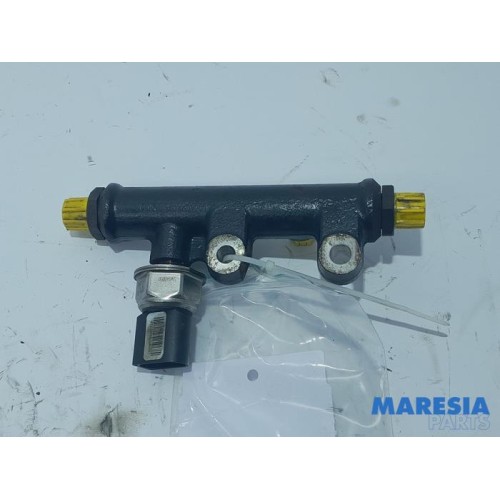 Citroen - C5 - Fuel injector nozzle