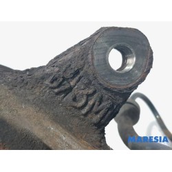 Renault - Espace - Knuckle, front right