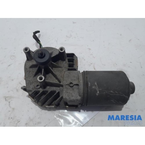 Renault - Espace - Front wiper motor