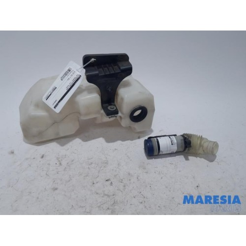 Fiat - Ducato - Front windscreen washer reservoir