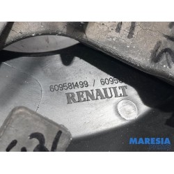 Renault - Scenic - Lenkrad