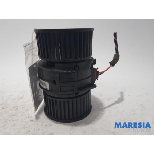 Renault - Scenic - Heating and ventilation fan motor