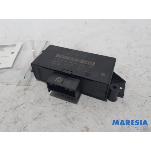 Renault - Scenic - PDC Module