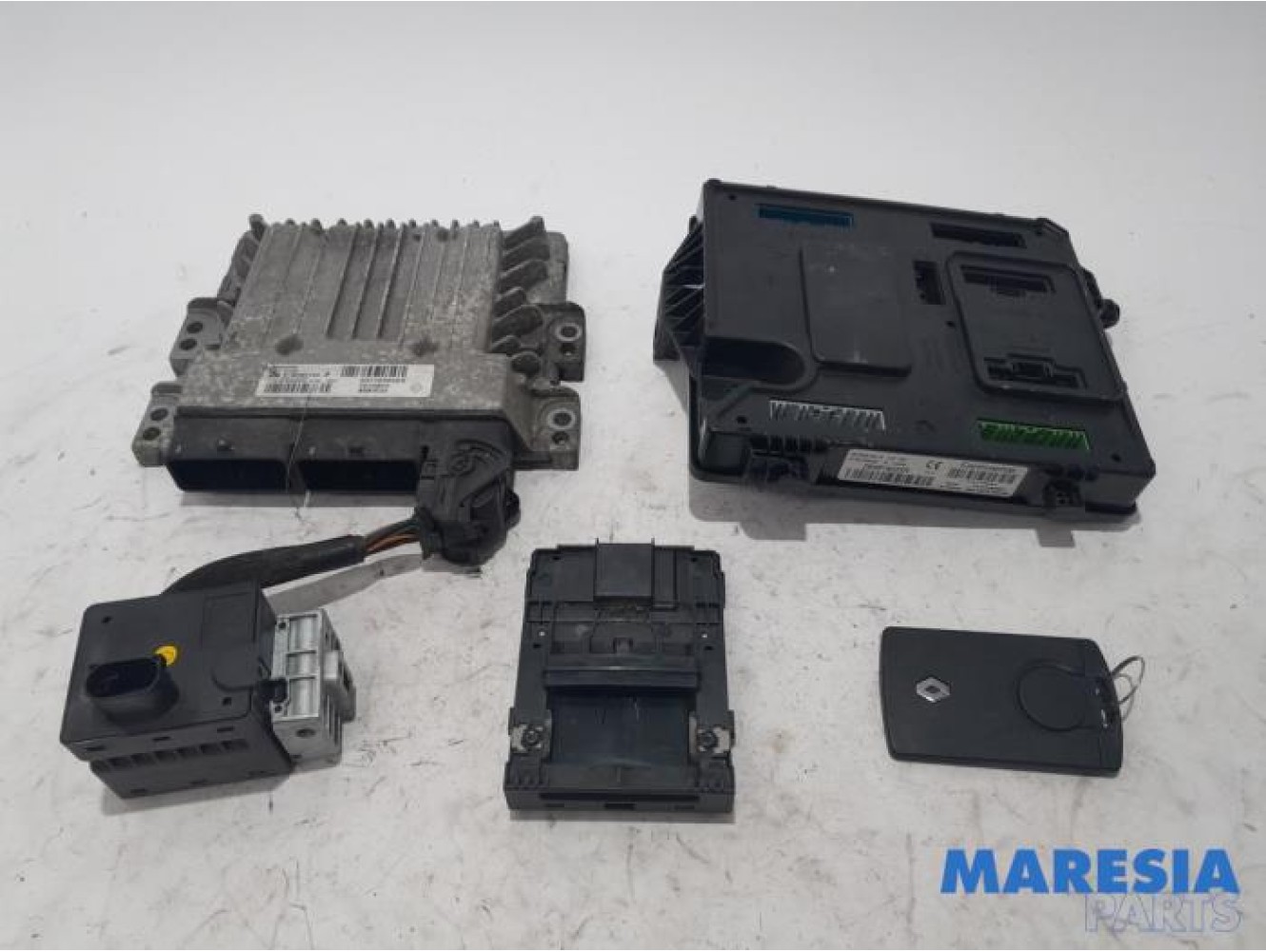 Renault - Scenic - Engine management computer