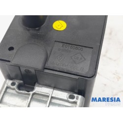Renault - Scenic - Engine management computer