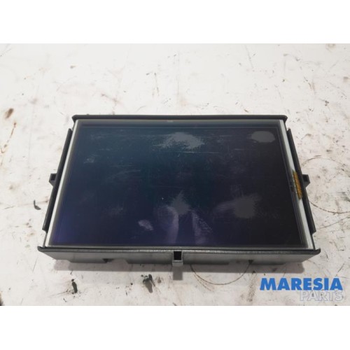 Renault - Scenic - Navigation Display