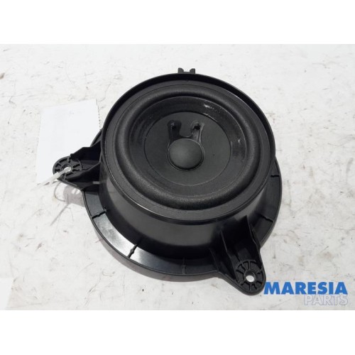 Renault - Scenic - Speaker
