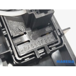 Renault - Scenic - Elektrisches Fenster Schalter