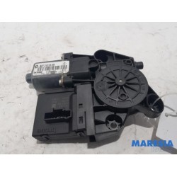 Renault - Scenic - Door window motor