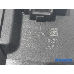 Renault - Scenic - Door window motor
