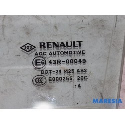 Renault - Scenic - Quarter light, front left