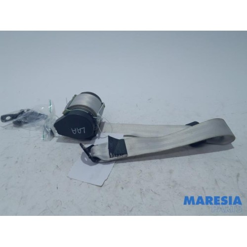 Renault - Scenic - Rear seatbelt, left