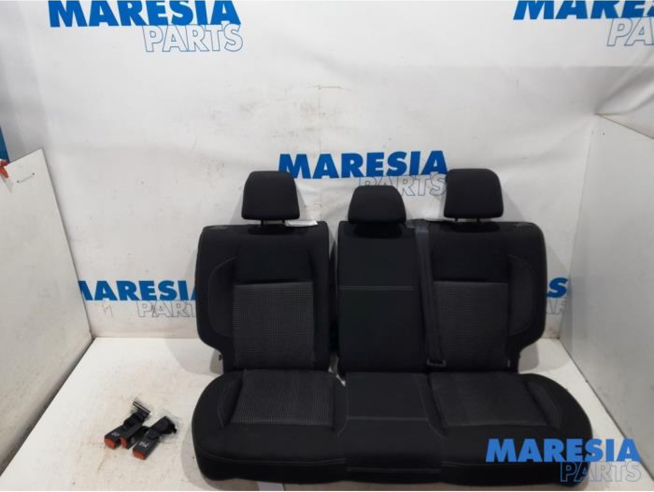 Peugeot - 208 - Rear bench seat