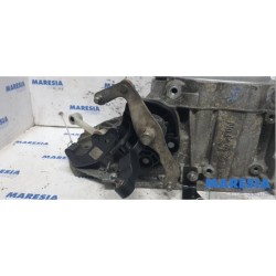 Renault - Kangoo - Gearbox casing