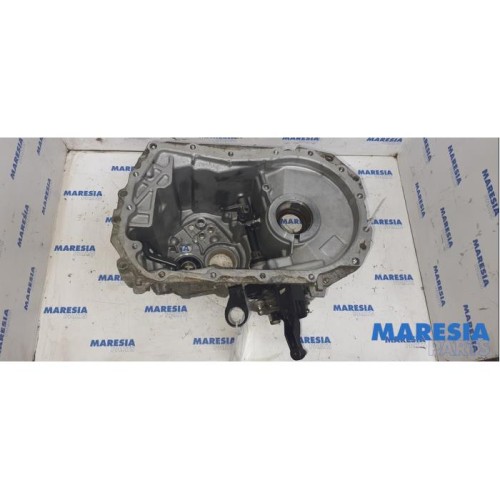 Renault - Kangoo - Gearbox casing