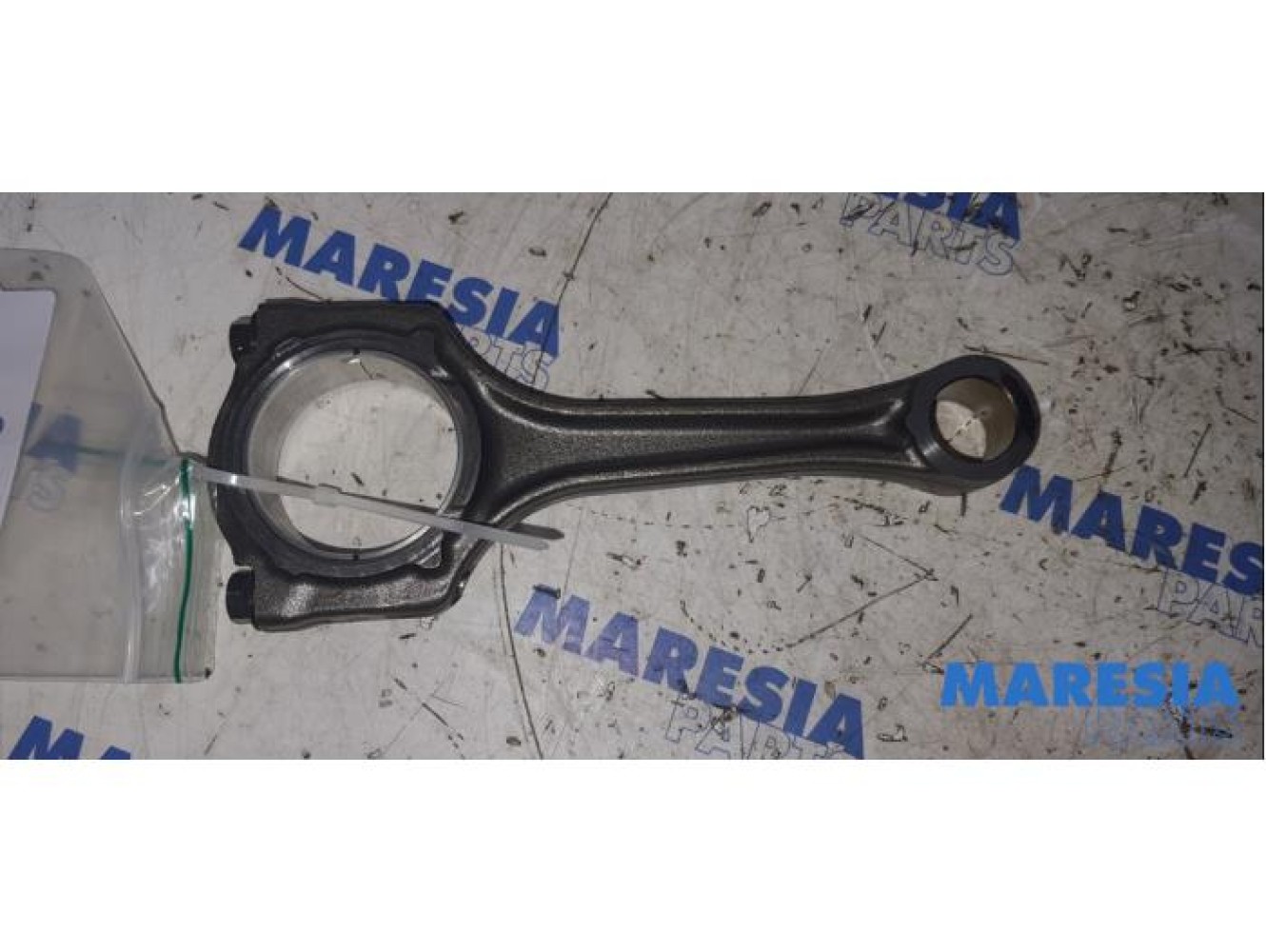 Fiat - Doblo - Connecting rod