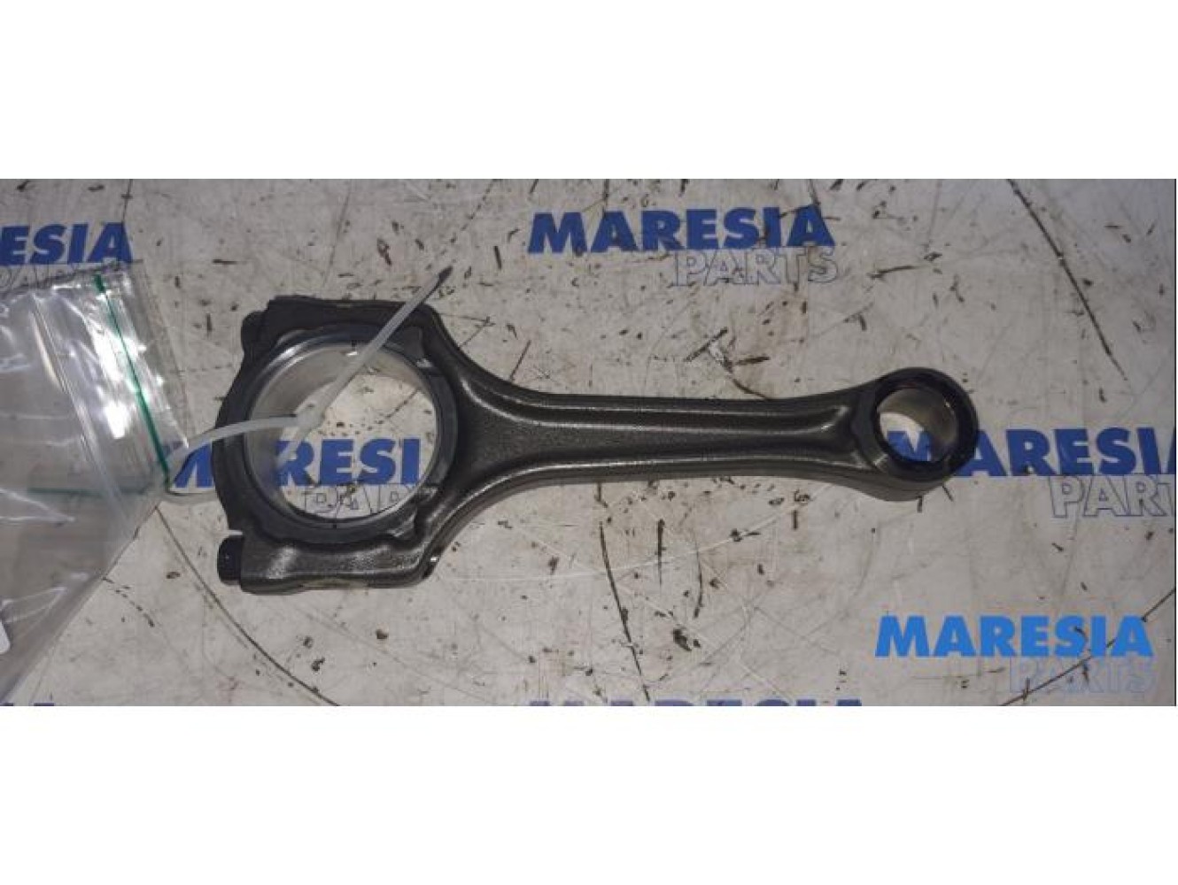 Fiat - Doblo - Connecting rod