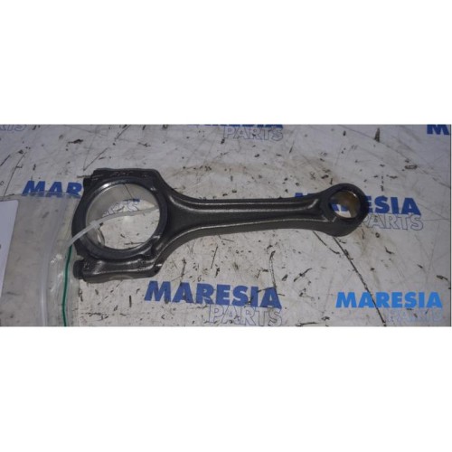 Fiat - Doblo - Connecting rod