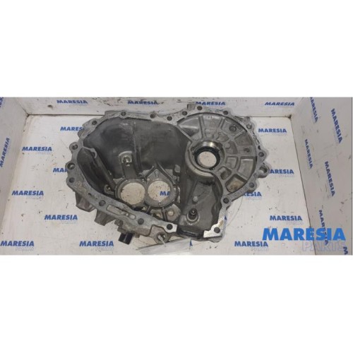 Peugeot - 207 - Cache boite de vitesses