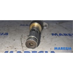 Renault - Megane - Camshaft adjuster