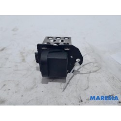 Renault - Megane - Cooling fan resistor