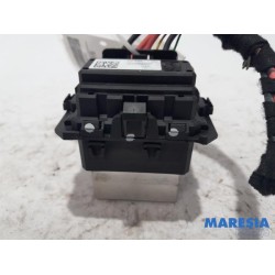 Renault - Megane - Heater resistor