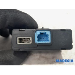 Renault - Megane - AUX/USB aansluiting