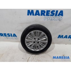 Peugeot - 208 - Sportvelgenset + banden