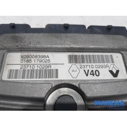 Renault - Megane - Engine management computer
