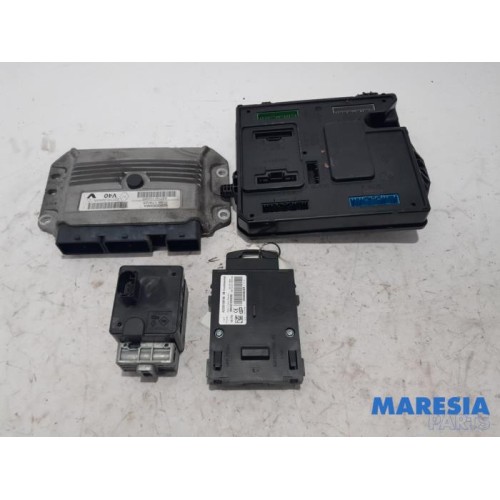 Renault - Megane - Engine management computer