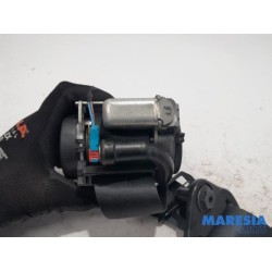 Renault - Megane - Front seatbelt, right
