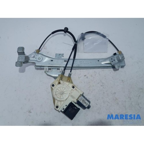 Renault - Megane - Rear door window mechanism 4-door, left