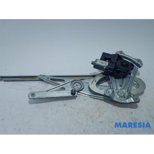 Renault - Megane - Window mechanism 4-door, front right