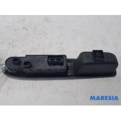 Citroen - C4 - Multi-functional window switch