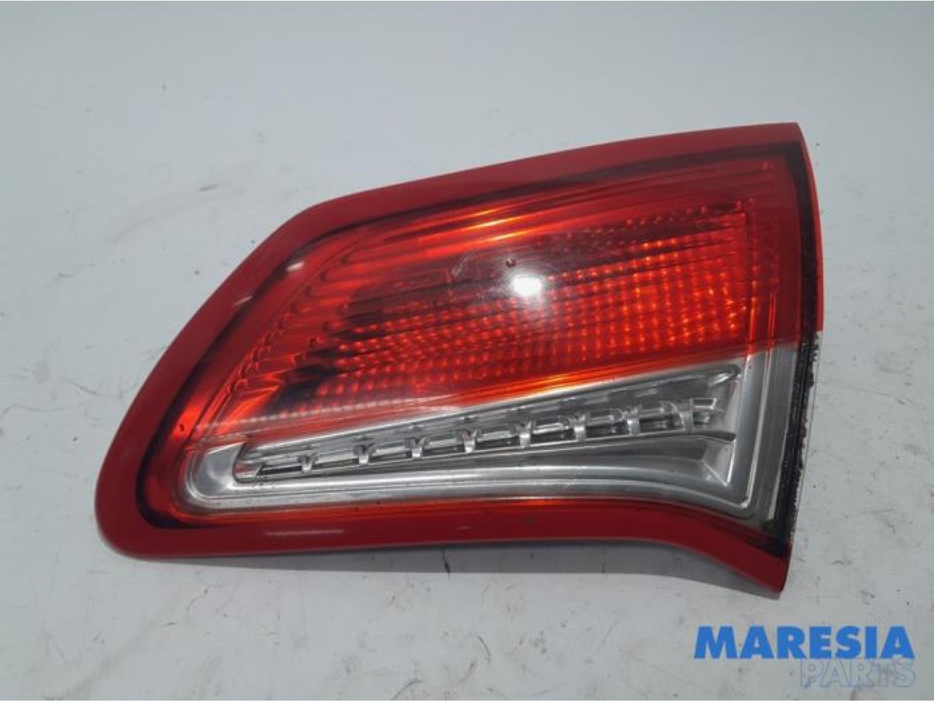 Citroen - C4 - Taillight, right