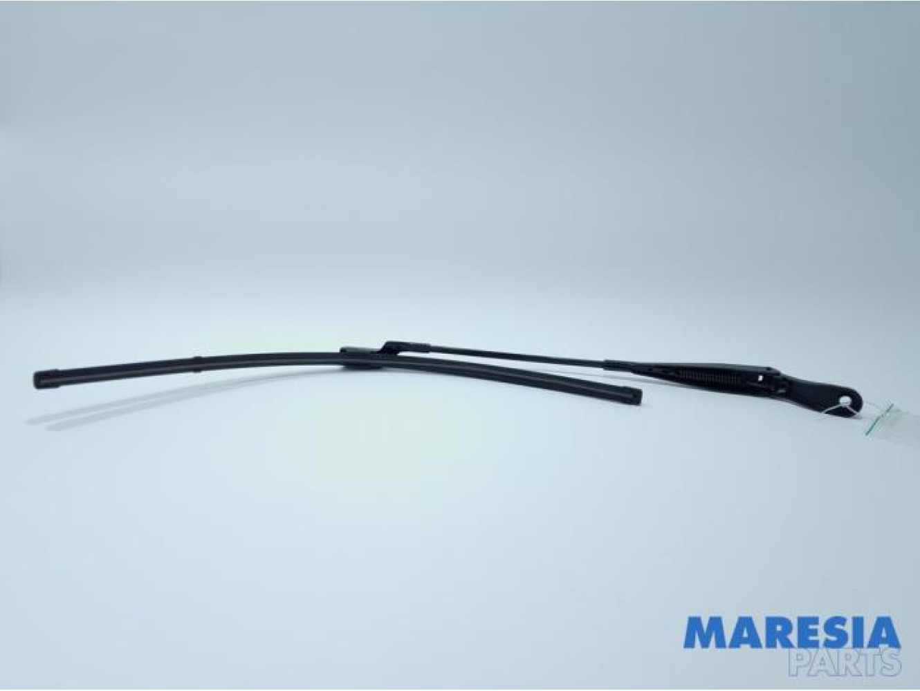 Peugeot - 208 - Front wiper arm