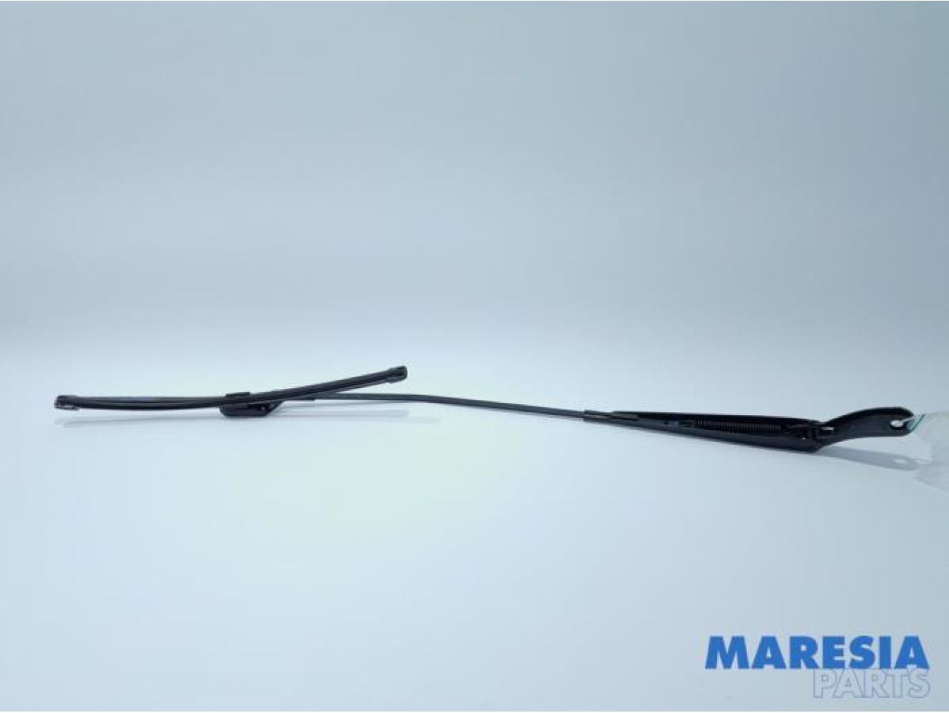 Peugeot - 208 - Front wiper arm
