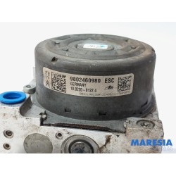 Peugeot - 208 - ABS Pumpe