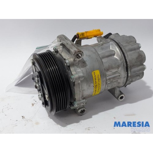 Peugeot - 208 - Air conditioning pump
