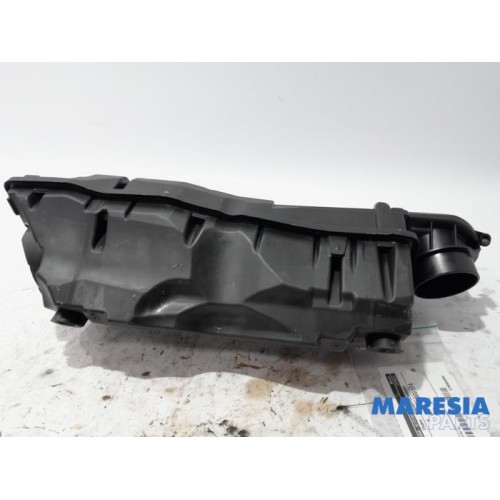 Peugeot - 208 - Air box