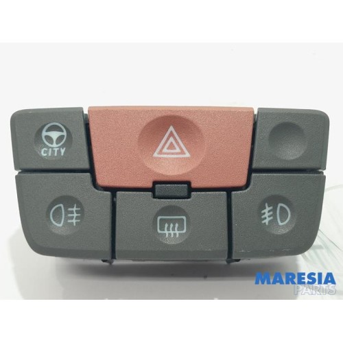 Fiat - Panda - Panic lighting switch