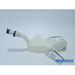 Fiat - Panda - Front windscreen washer reservoir