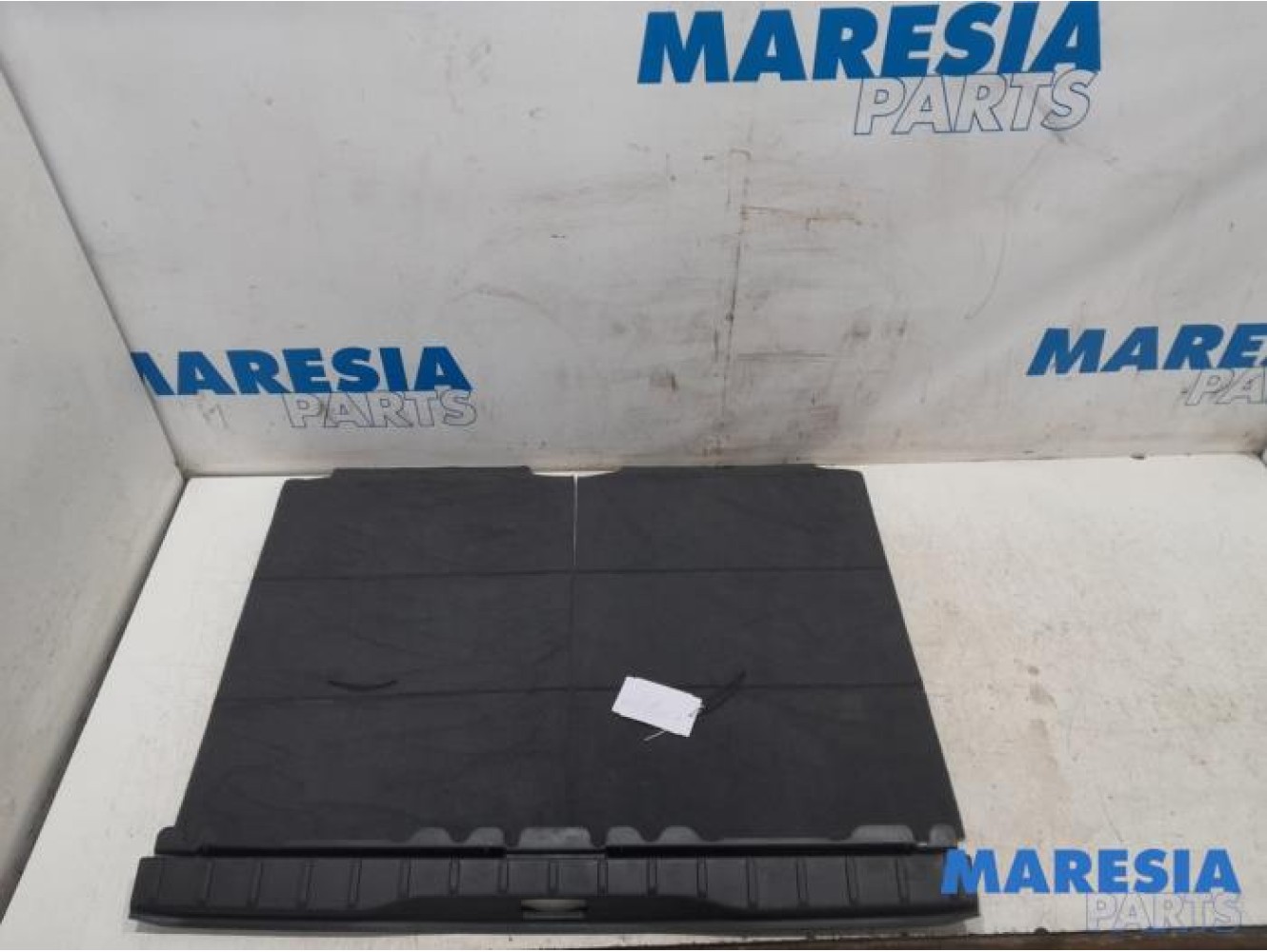 Peugeot - 5008 - Coffre tapis